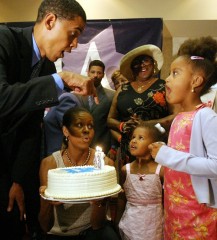Obama birthday with family 2004.jpg
